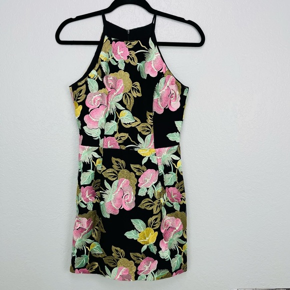 Dress The Population Lucy Embroidered Dress - Picture 4 of 10